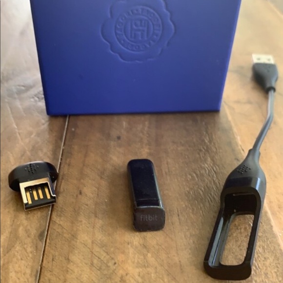 Tory Burch FitBit Double Wrap Leather Bracelet - Picture 4 of 5